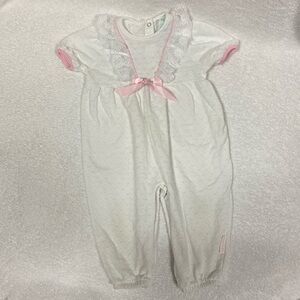 Vintage 90’s healthtex white lace trim short sleeve romper 24m